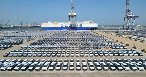 电动化浪潮下，传统车企的集体焦虑与生存之战